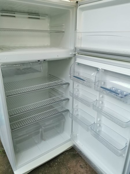 520L Australian made Kelvinator/Electrolux with good quality63022634242306111