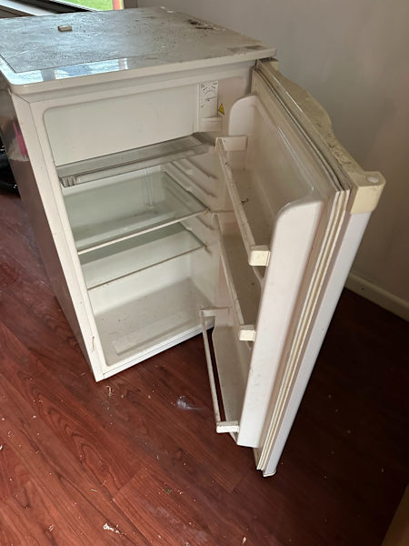 Moving Sale - Westinghouse mini fridge63023535395075112