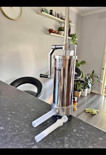 Sausage maker brand new in box63016059030785111