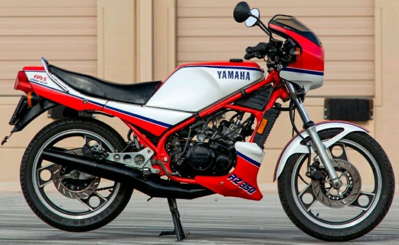 即納-96時間限定 最終値下げ。送料込【4L3】ヤマハRZ250/RZ350初期型