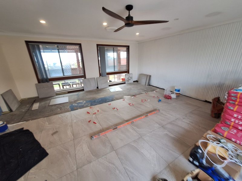 qualified floor and wall tiler experienced in all aspects of tiling 62864726261889113