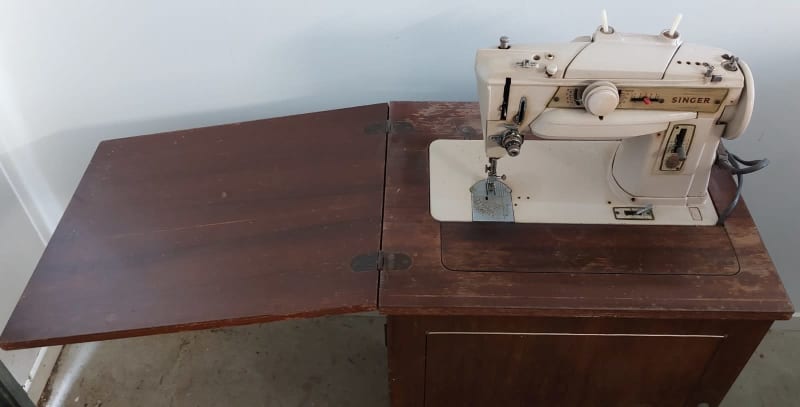 Singer Sewing Machine & custom made cabinet (1 owner)63017318181762114