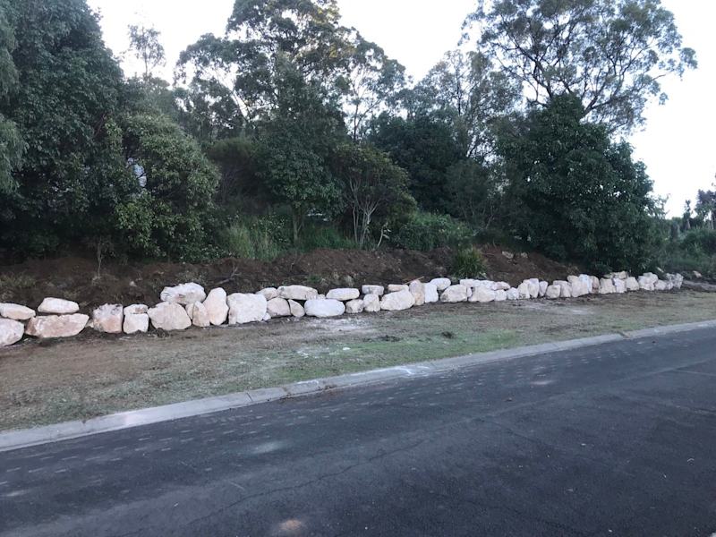 Toowoomba bobcat tipper and excavator 62863393910145112