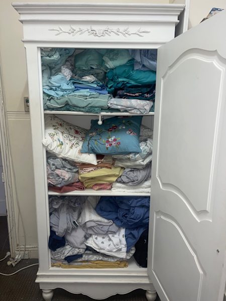 Vintage White French-Style Wardrobe62864723960194111