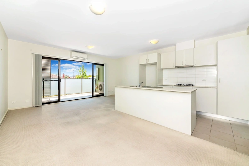 Investment: Large North Facing One Beddie63437626311683111