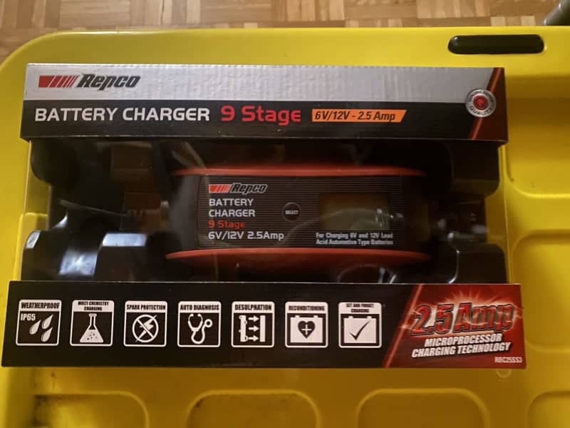 Repco battery deals charger 9 stage