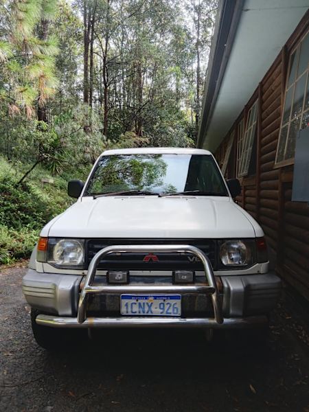 1996 MITSUBISHI PAJERO GLS LWB (4x4) 5 SP MANUAL 4x4 4D WAGON62934695330178111