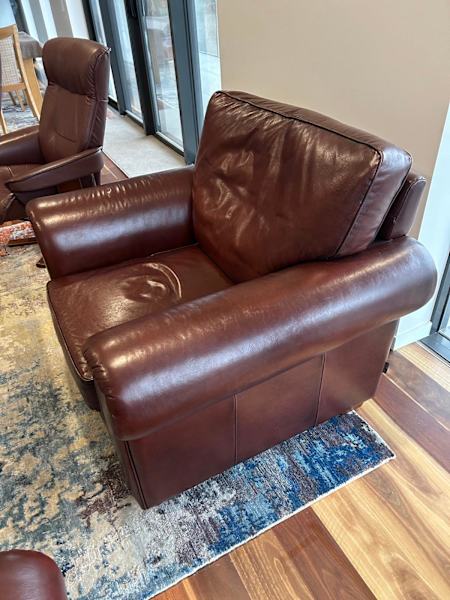 Moran leather armchair628634056696351117