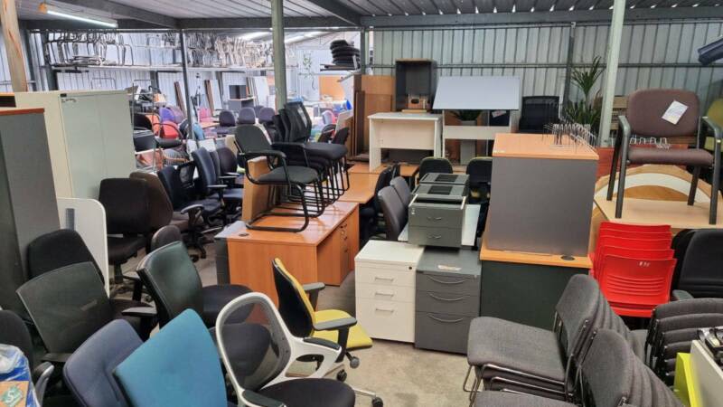 surplus office chairs near me