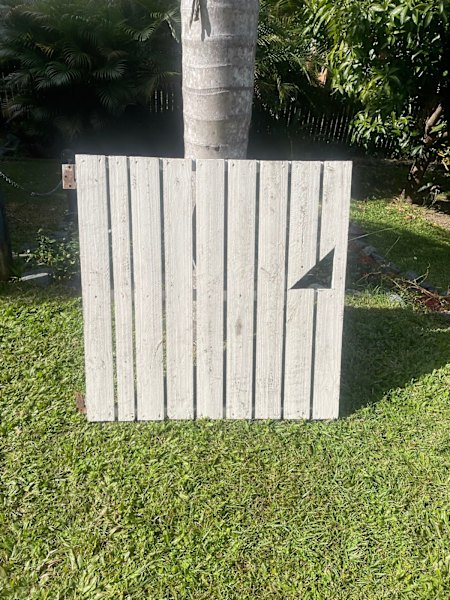 Steel gate with panels 1m x 1 m63011990765313111