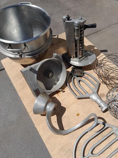 Cake Mixer Attachments Hobart Mixer Whisk mixing bowl beater hook vege63016909390722115