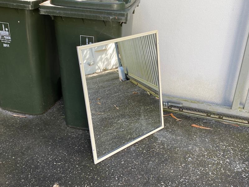 Mirror 70x80cm630075952666891112