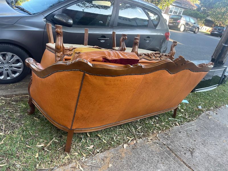 Free vintage leather lounge62863382608259112