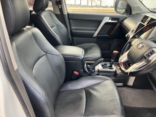 TOYOTA LANDCRUISER PRADO KAKADU (4x4)62934698279939114
