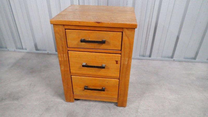 3 drawer bedside drawer free628647244866591119