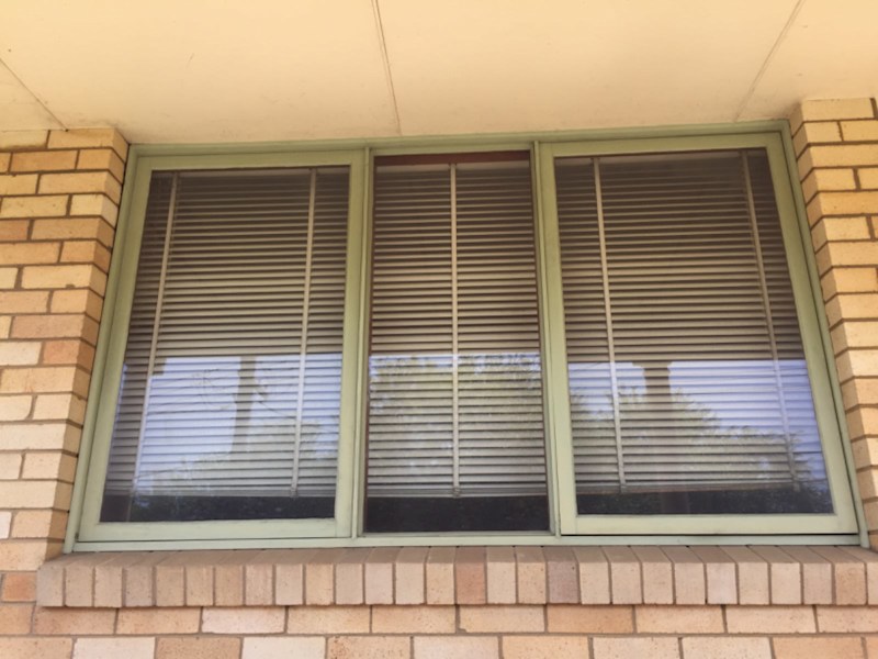 Timber windows for sale (various sizes available)63439335032707110