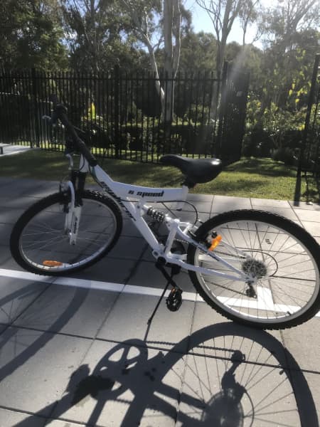 explorer 6 speed bike kmart