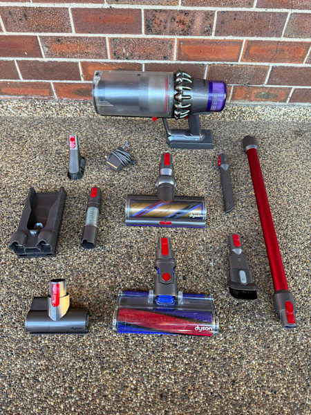 Dyson V11 Outsize excellent&powerful suction-top range of Dyson-fully 63612126145665111