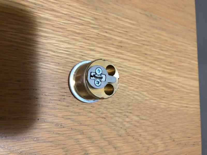 Threaded Body Adams Rite / Kawneer Replacement Cylinder63440109661827111