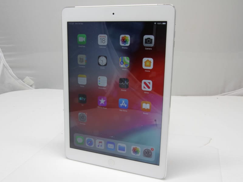 Apple iPad Air Wifi & Cellular - 16GB - A1475 | iPads | Gumtree