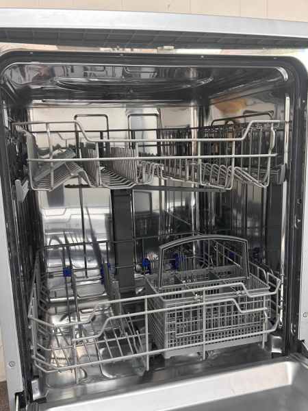 Omega Dishwasher, 6 Months Warranty (stk no 30980 F)63017321990787111