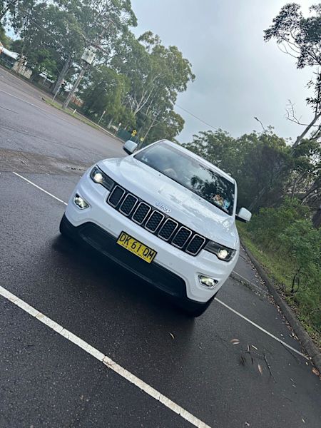 ### URGENT PRICE REDUCTION ### JEEP GRAND CHEROKEE 201862934700701569113