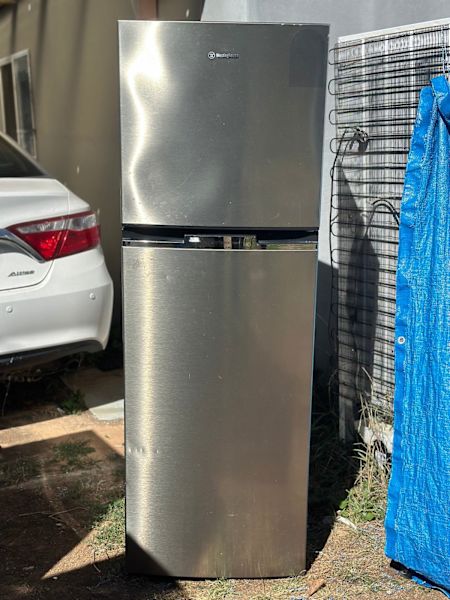 Westinghouse Fridge 276L 63022634171395118