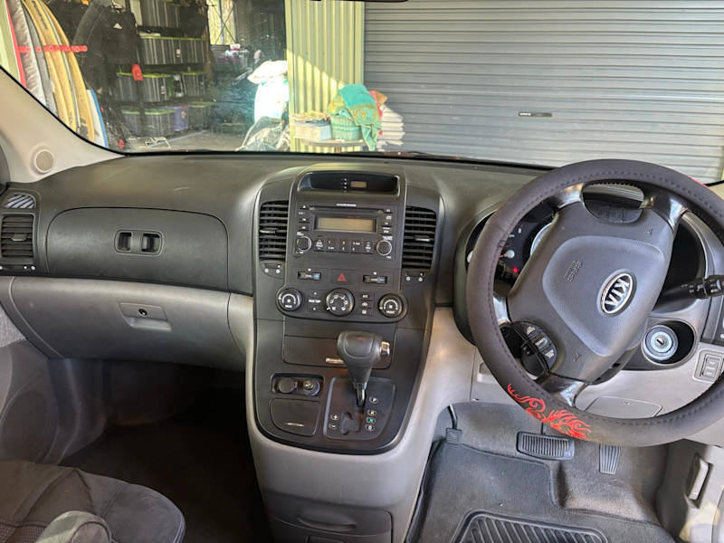 Kia carnival 62938582529667111