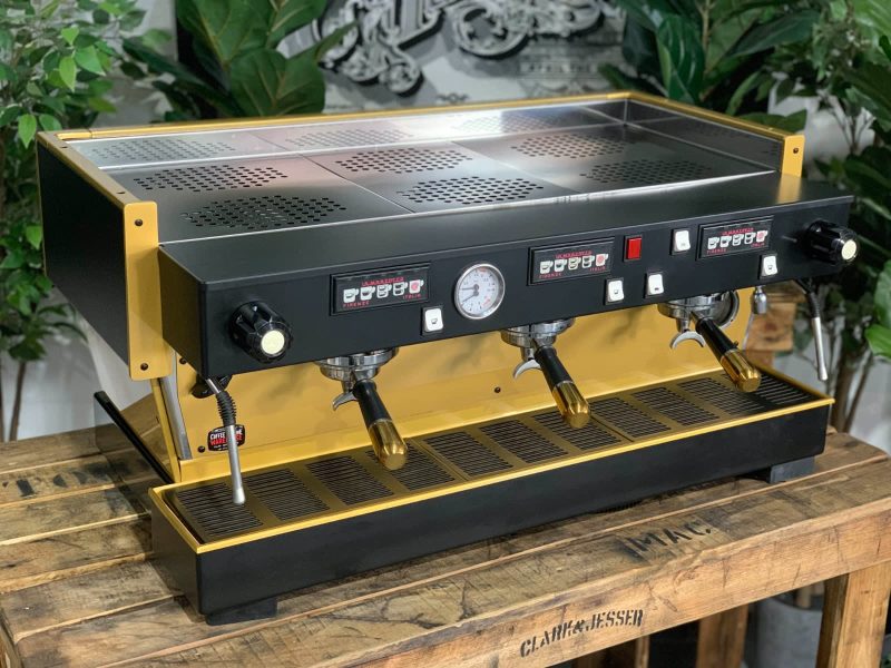 LA MARZOCCO LINEA CLASSIC 3 GROUP BLACK GOLD ESPRESSO COFFEE MACHINE63442044029443113