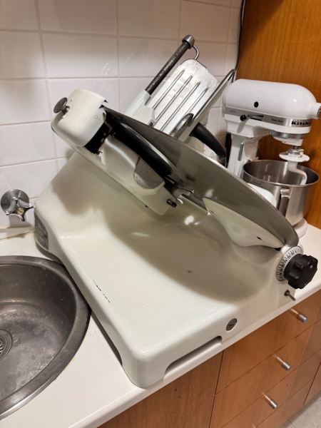 Berkel Commercial Meat Slicer - Restored63612128711682110
