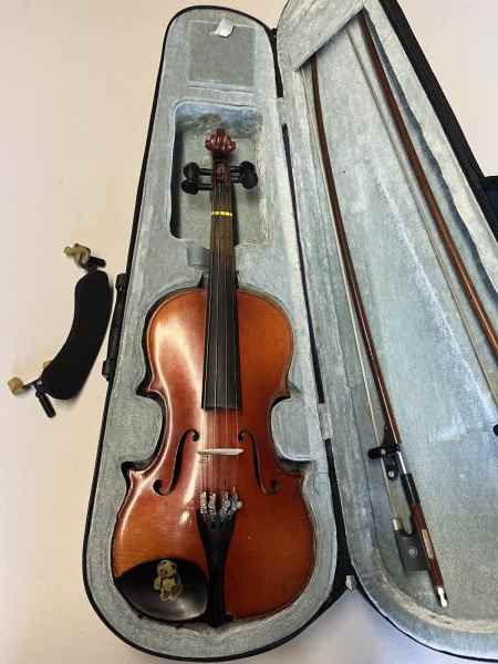 suzuki violin | Musical Instruments | Gumtree Australia Free Local ...
