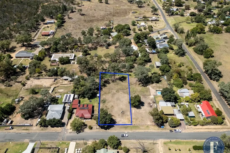 Spacious Residential Block in Grenfell63007280663554111