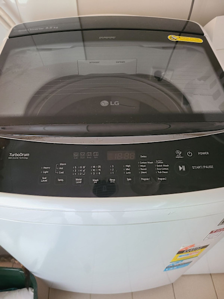 LG TurboDrum Washing Machine63441641168001110