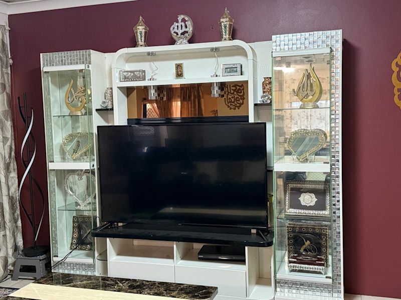 TV unit and dinning combo62864724006145111