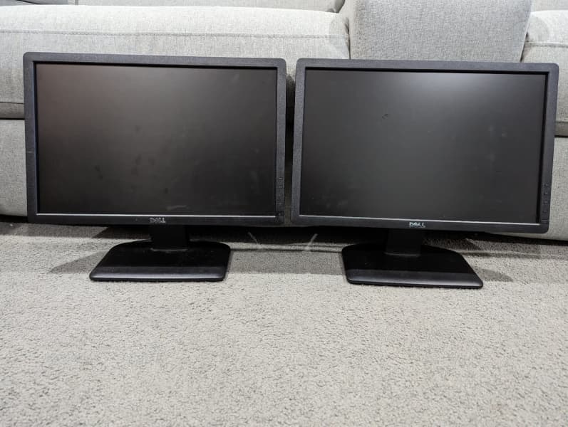 Dual Dell 19 Inch LCD Monitors | Monitors | Gumtree Australia Belconnen  Area - Holt | 1309158084