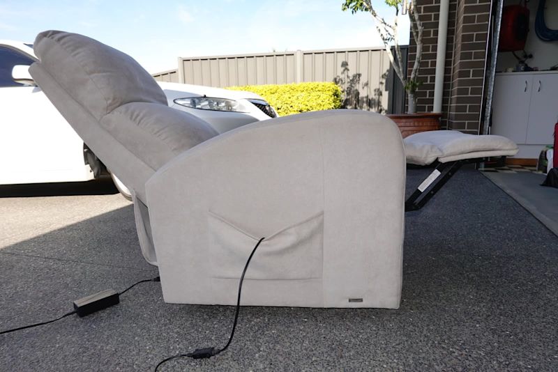 Electric lift lounge chair62864723411714111