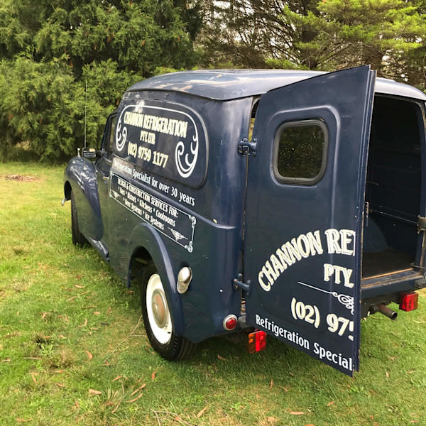 Morris Minor 1100 Panel Van 196262936654569858111