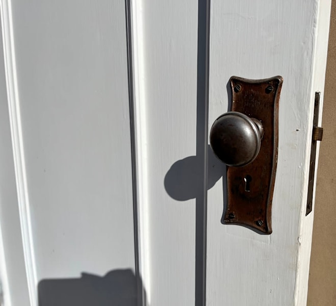Internal Door with Key - 1945mm High x 805mm Wide x 45mm Thick63006420824963114