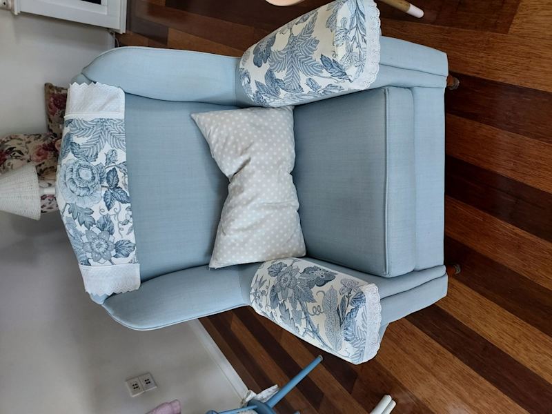 Wing Lounge Chairs62863371084675111