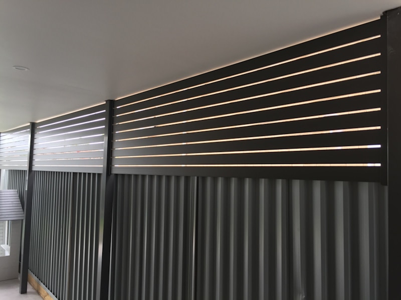 Privacy Screens and Gates- powder coated aluminium63439105298561114