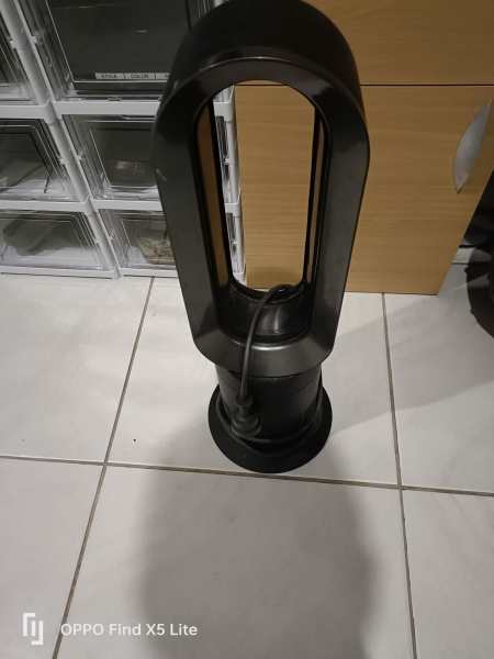Dyson AM09 Hot Cold Fan Heater with Remote63443722861442110
