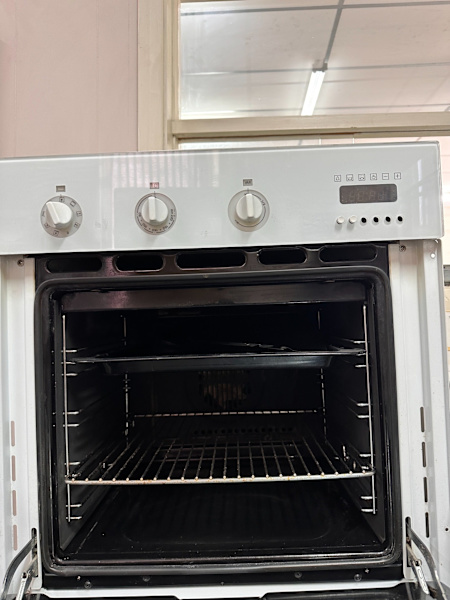 Ariston Fan Forced Electric Underbench Oven, 6 months warranty (16220)63016909448066111