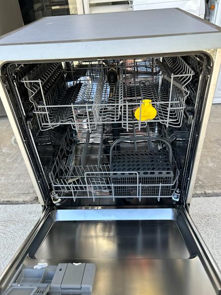 DISHLEX STAINLESS STEEL DISHWASHER GOOD CONDITION63020850807169112