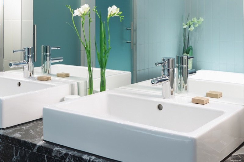 Monthly/ Spring / End of Lease Cleaning Available Call Now!62863416793473111