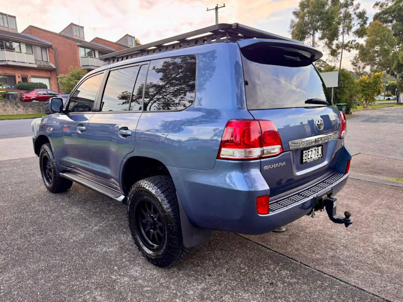 2008 TOYOTA LANDCRUISER SAHARA (4x4) 6 SP AUTOMATIC 4D WAGON62940490536067114