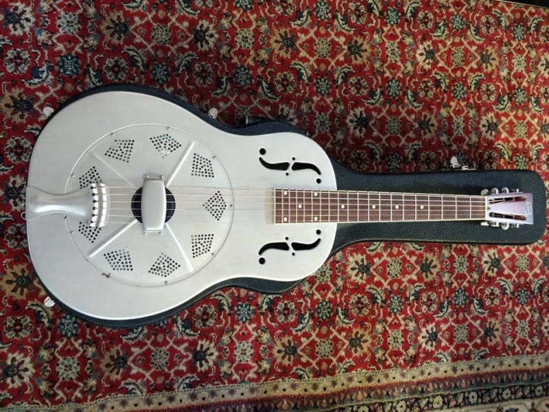 national delphi resonator guitar