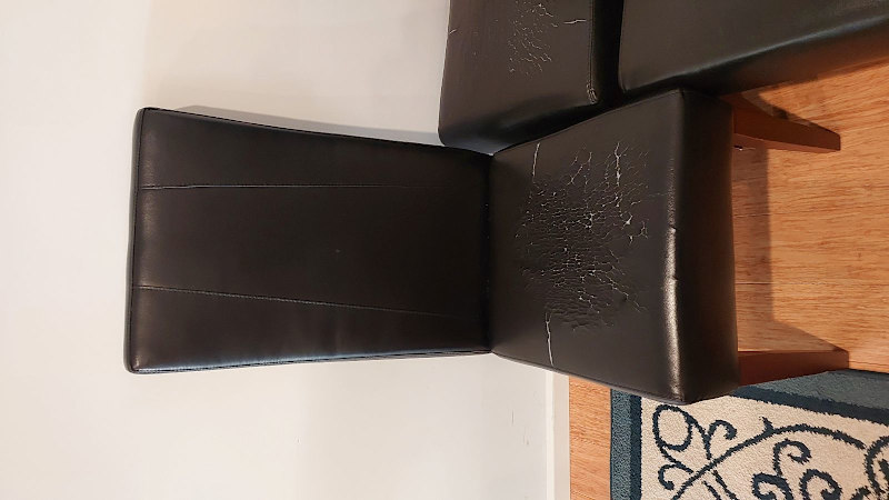 Dining chairs x 662929669176963112