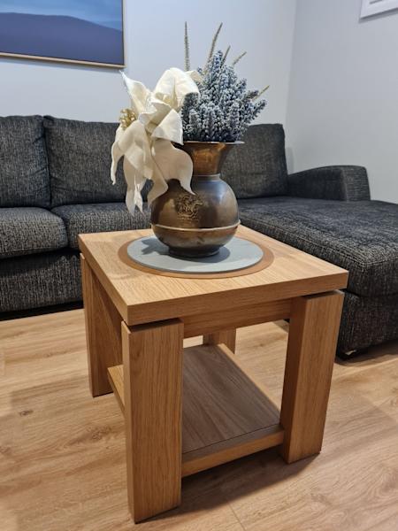 Lamp/Side Table628633765336351111