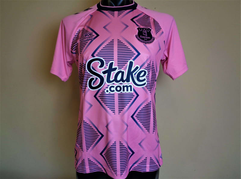 Everton Women's 2022/23 Away Replica Jersey - Pink