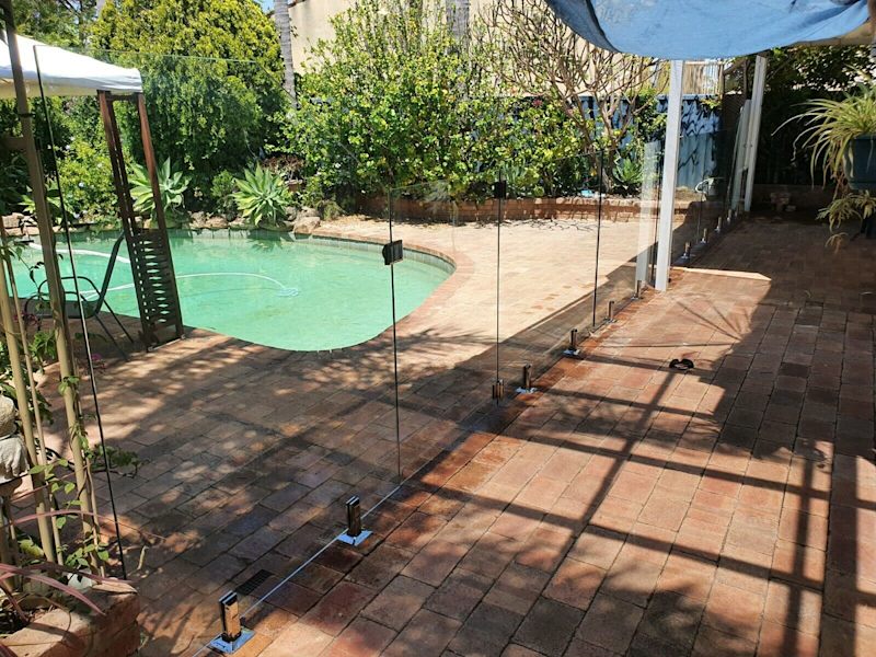 Quality Glass Pool Fencing - PTS62863396112513114